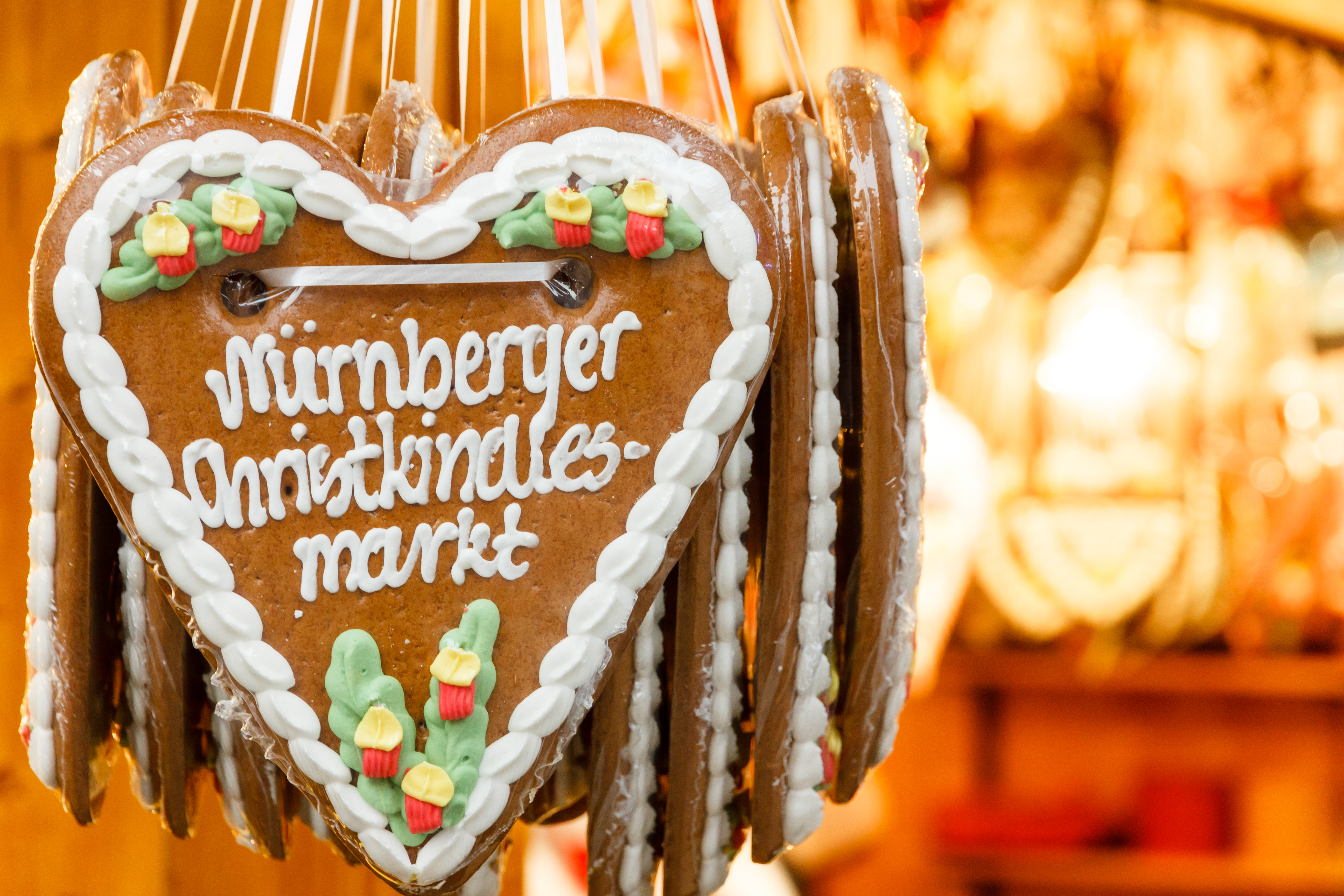 Dekorerede peberkagehjerter på julemarkedet i Nürnberg Bavaria