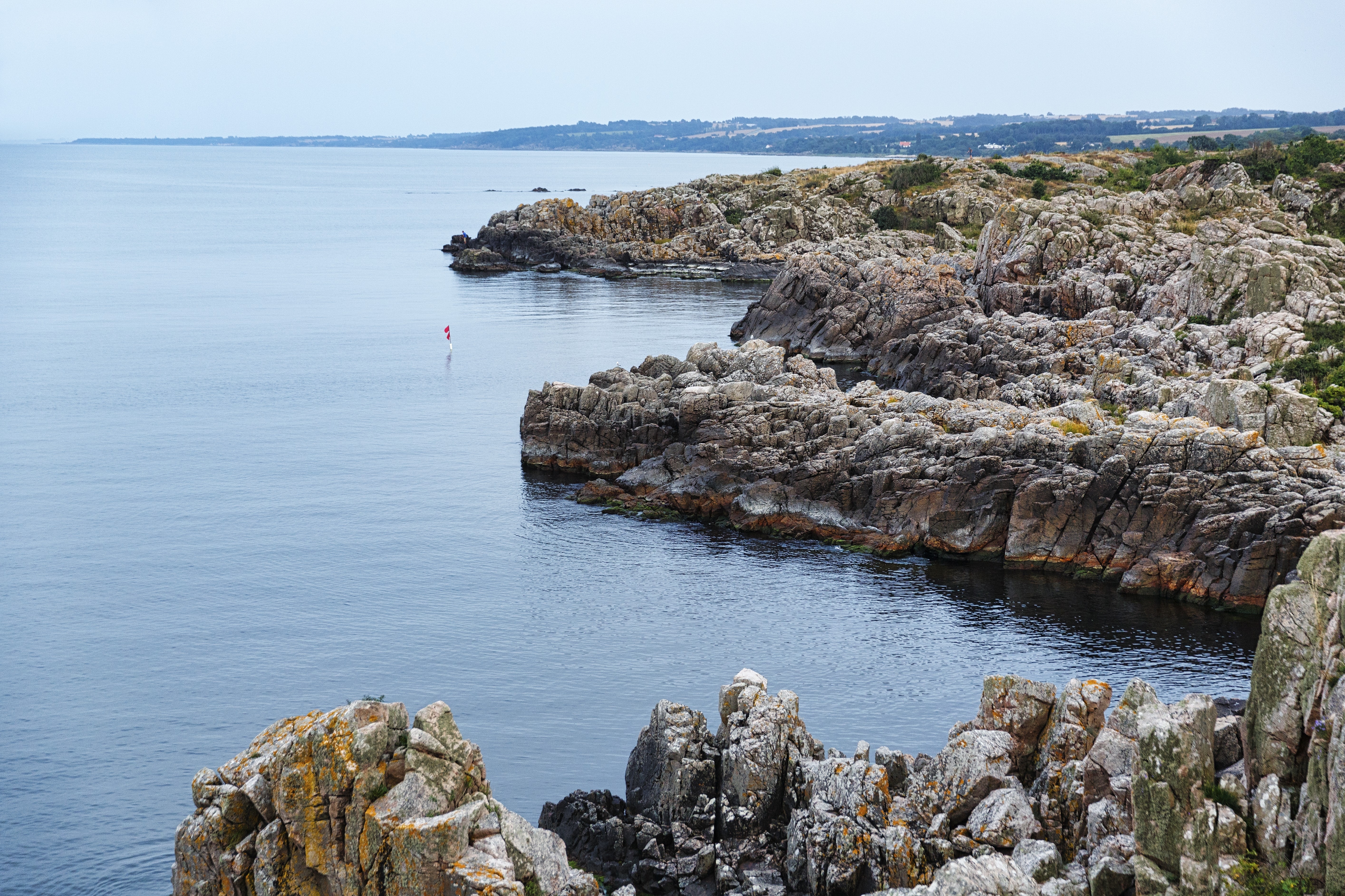 Bornholms karakteristiske granitklippper langs kyststrækningen