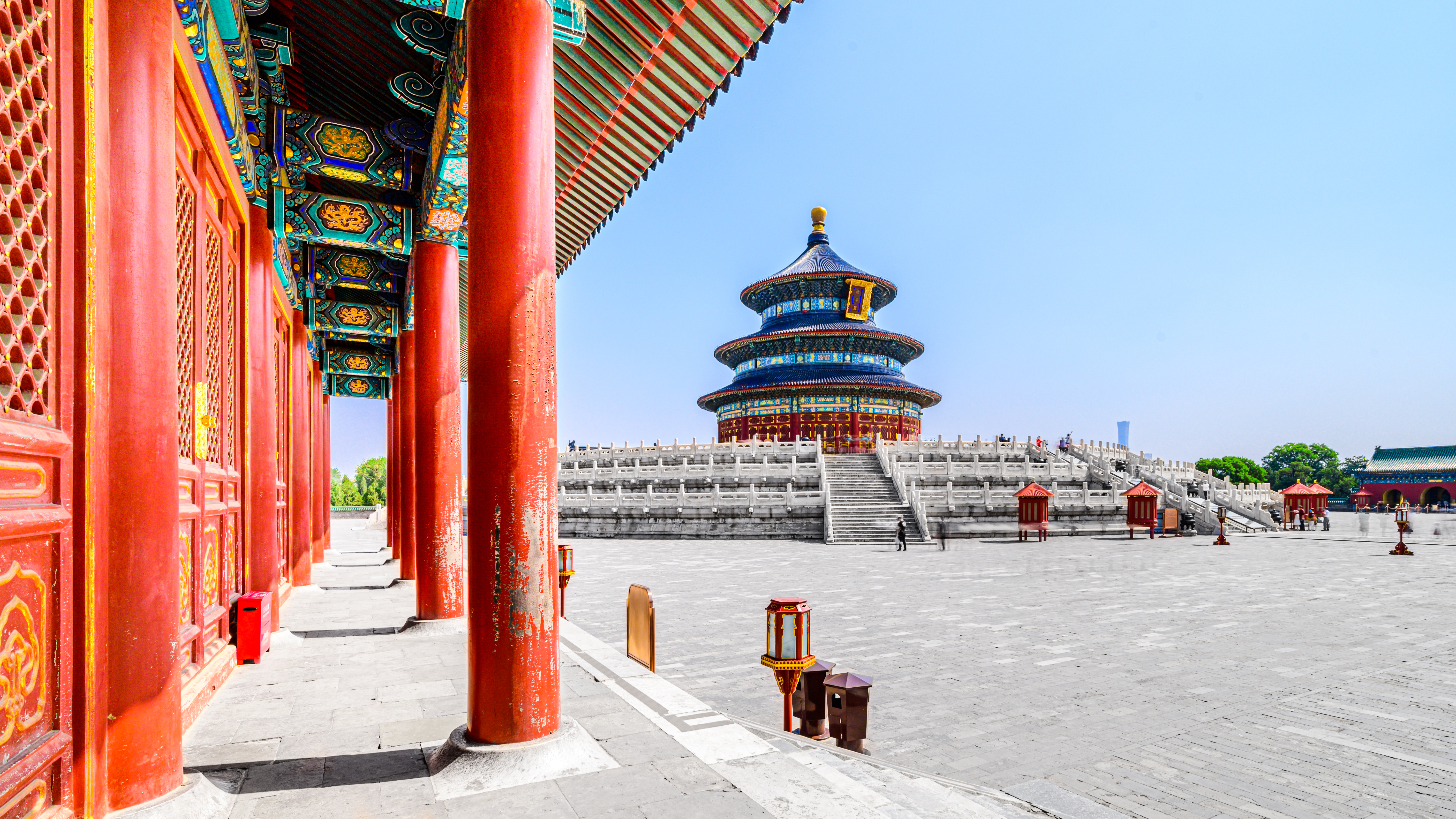 Oplev Himmelens Tempel i Beijing – et UNESCO-verdensarvssted med smukke røde søjler og det karakteristiske blå rundetag