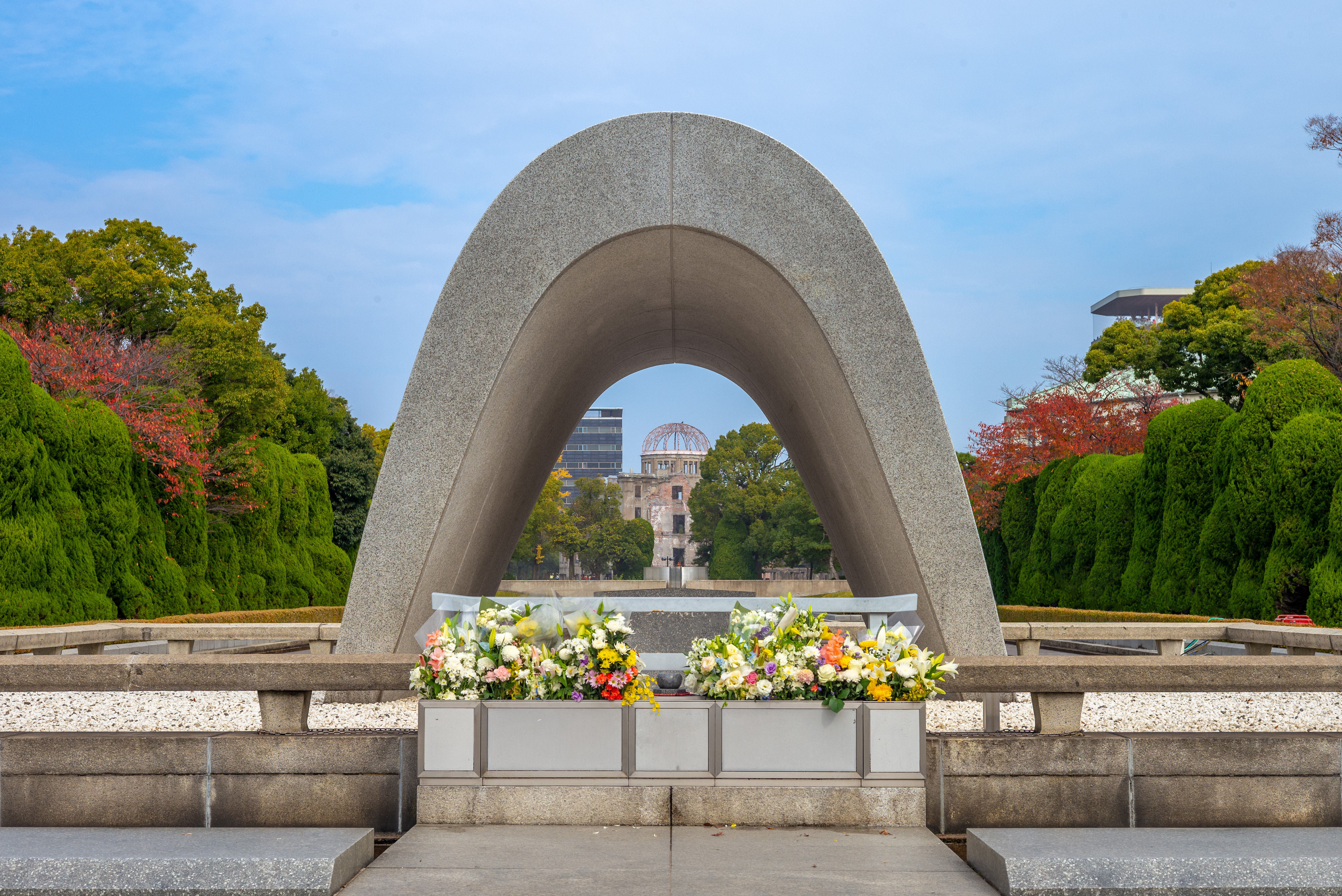 Monument i Hiroshima Fredspark, betydningsfuldt mindesmærke fra Anden Verdenskrig i Japan