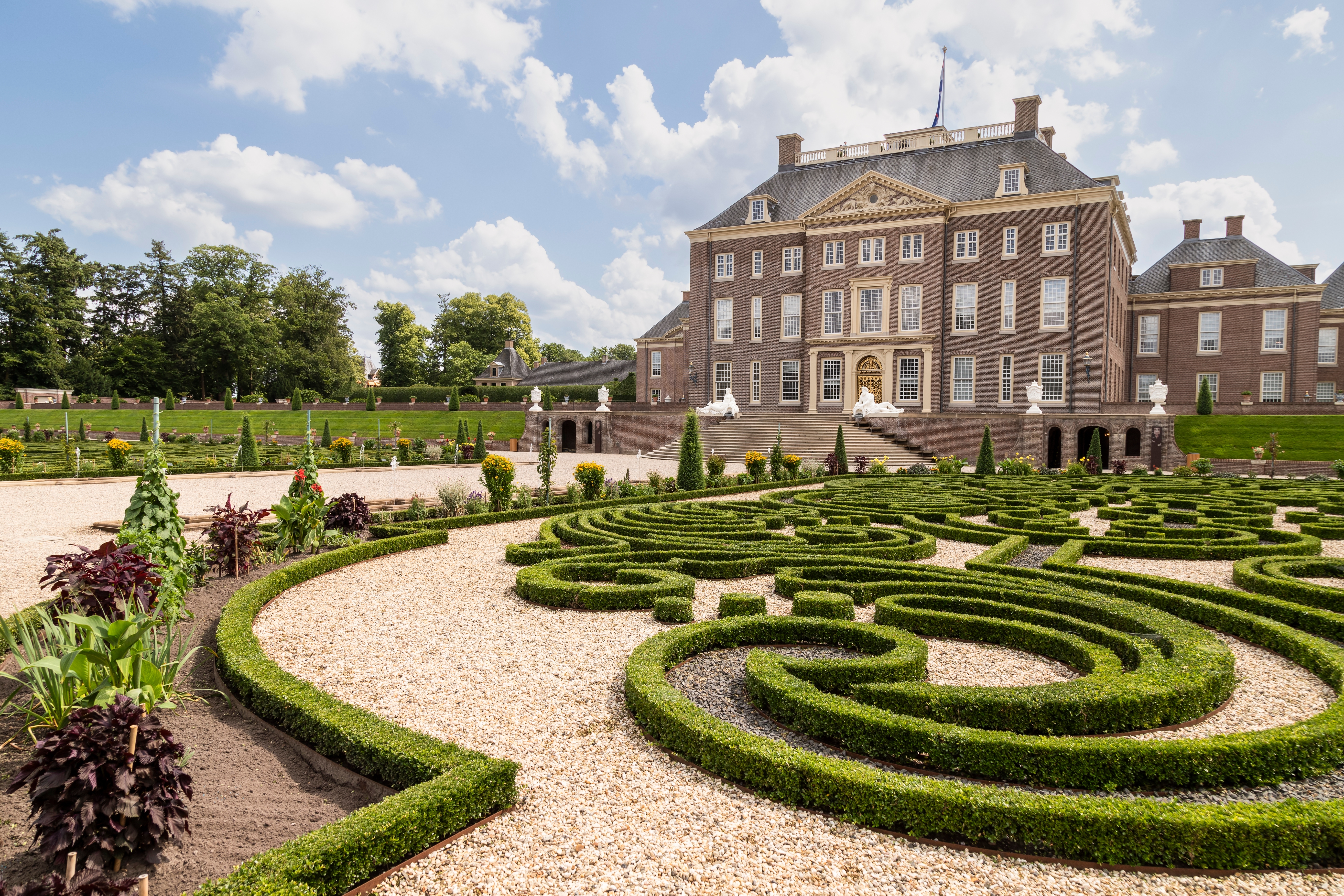 Het Loo's spektakulære kongelige haver med geometriske designs i Gelderland, Holland
