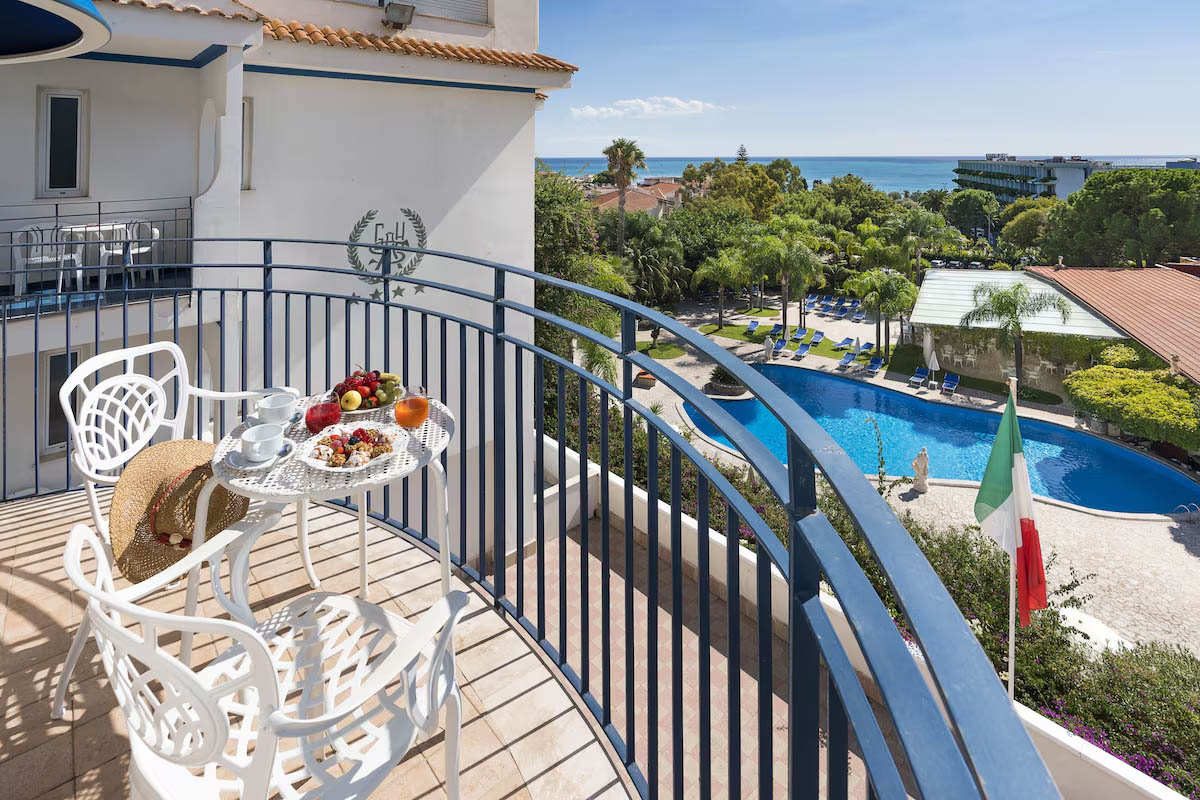 hotel sant alphio garden 009