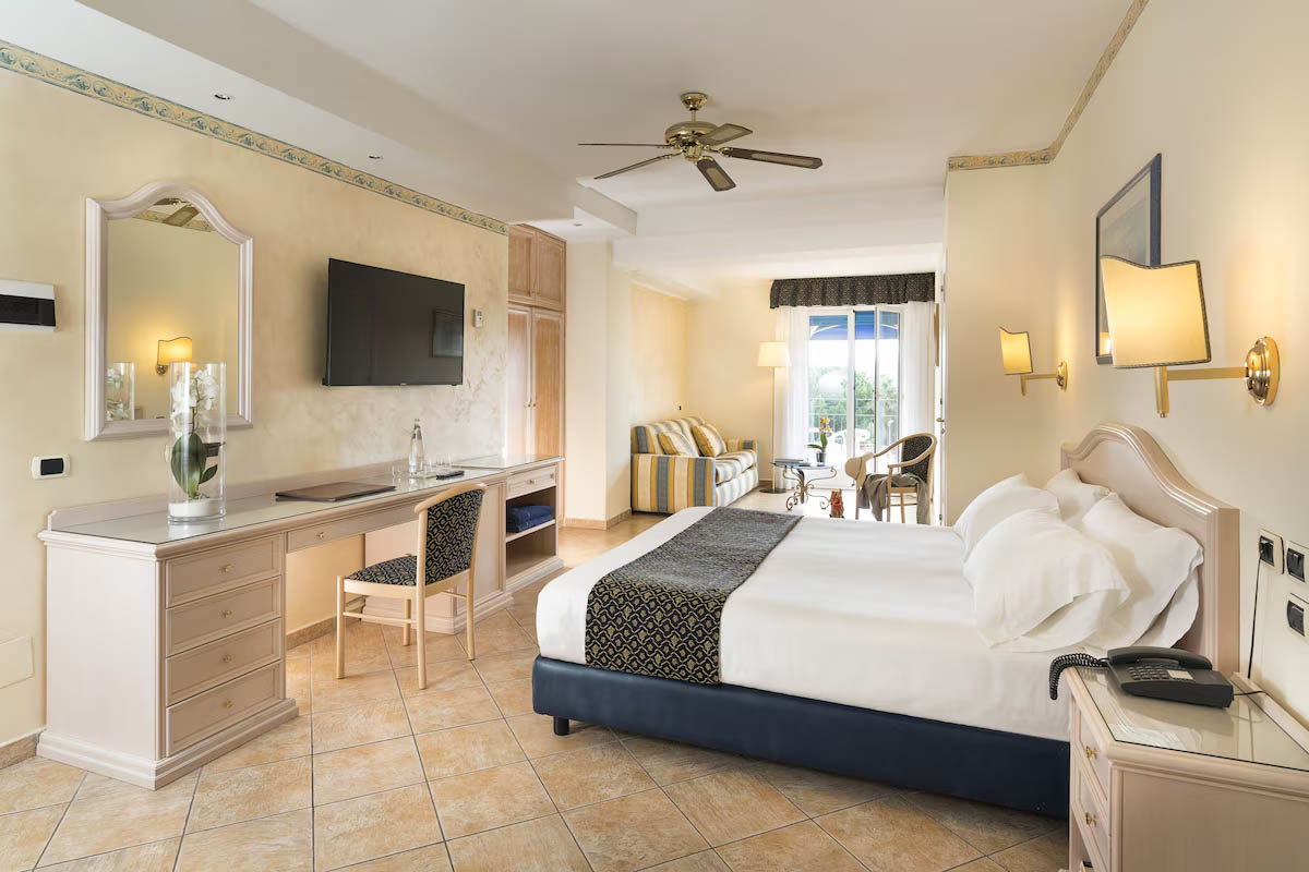 hotel sant alphio garden 011