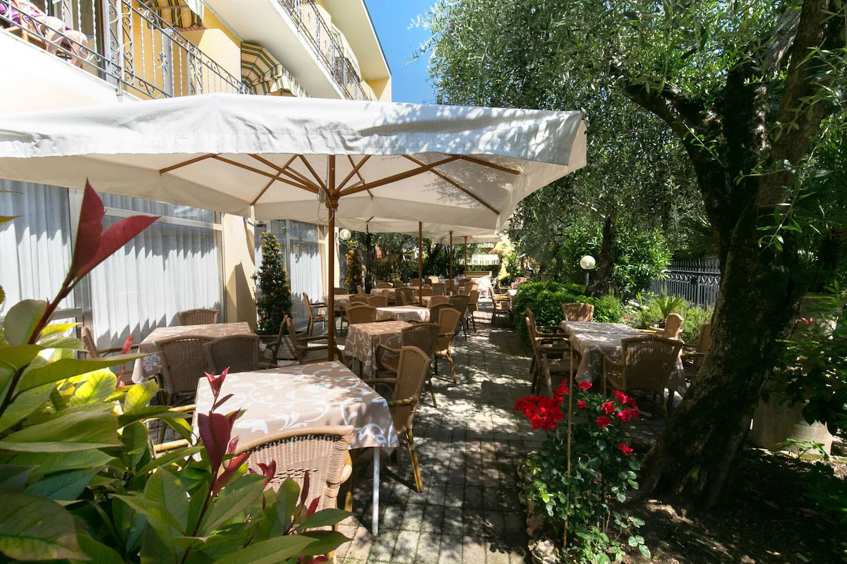 hotel serenella 005