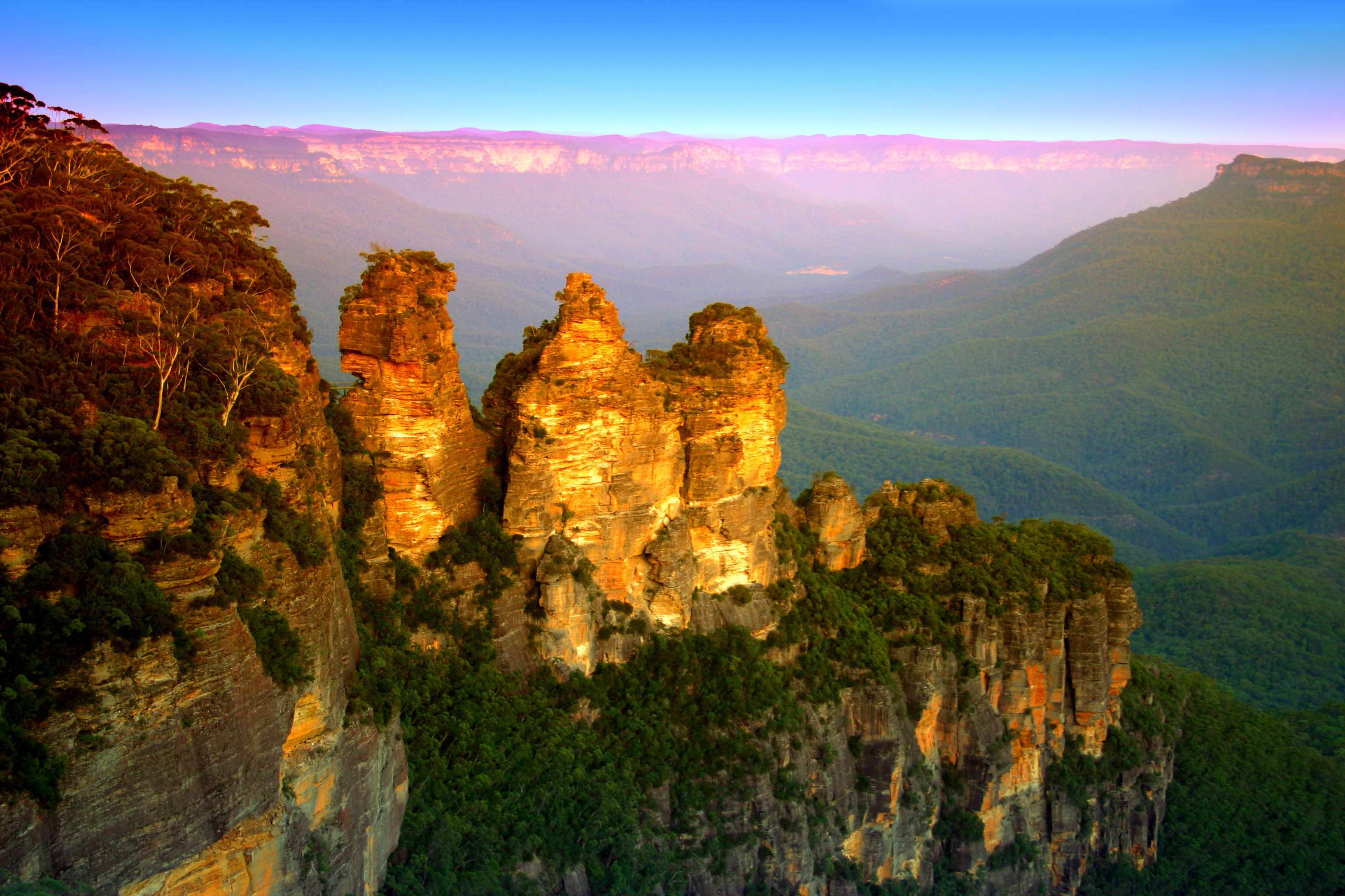 Spektakulaer udsigt over Three Sisters klipperne i Blue Mountains New South Wales