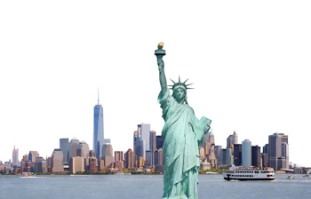 Liberty Statue med Manhattan baggrund i New York havn