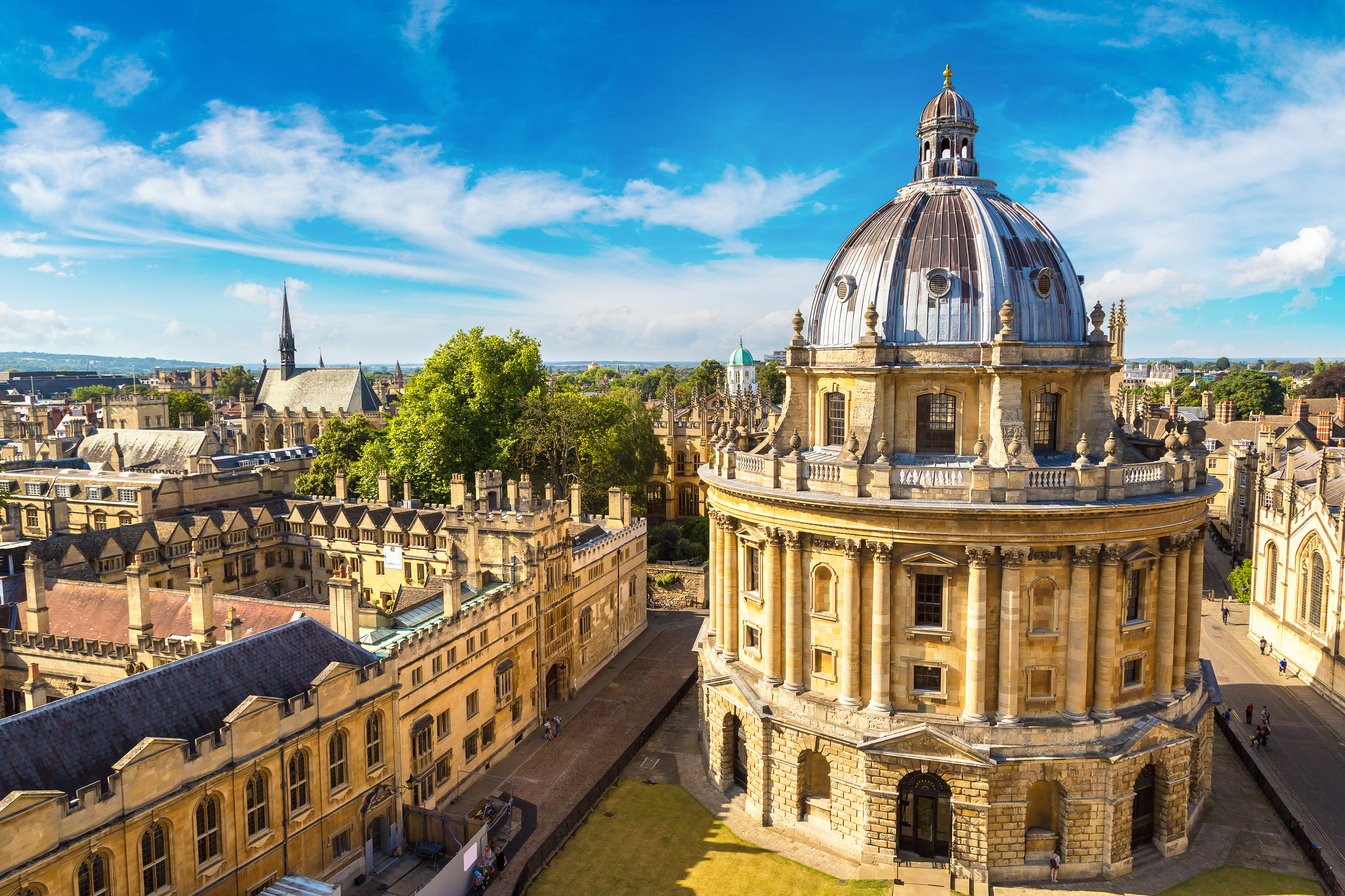 Radcliffe Camera i Oxford - historisk biblioteksbygning med klassisk kuppelarkitektur