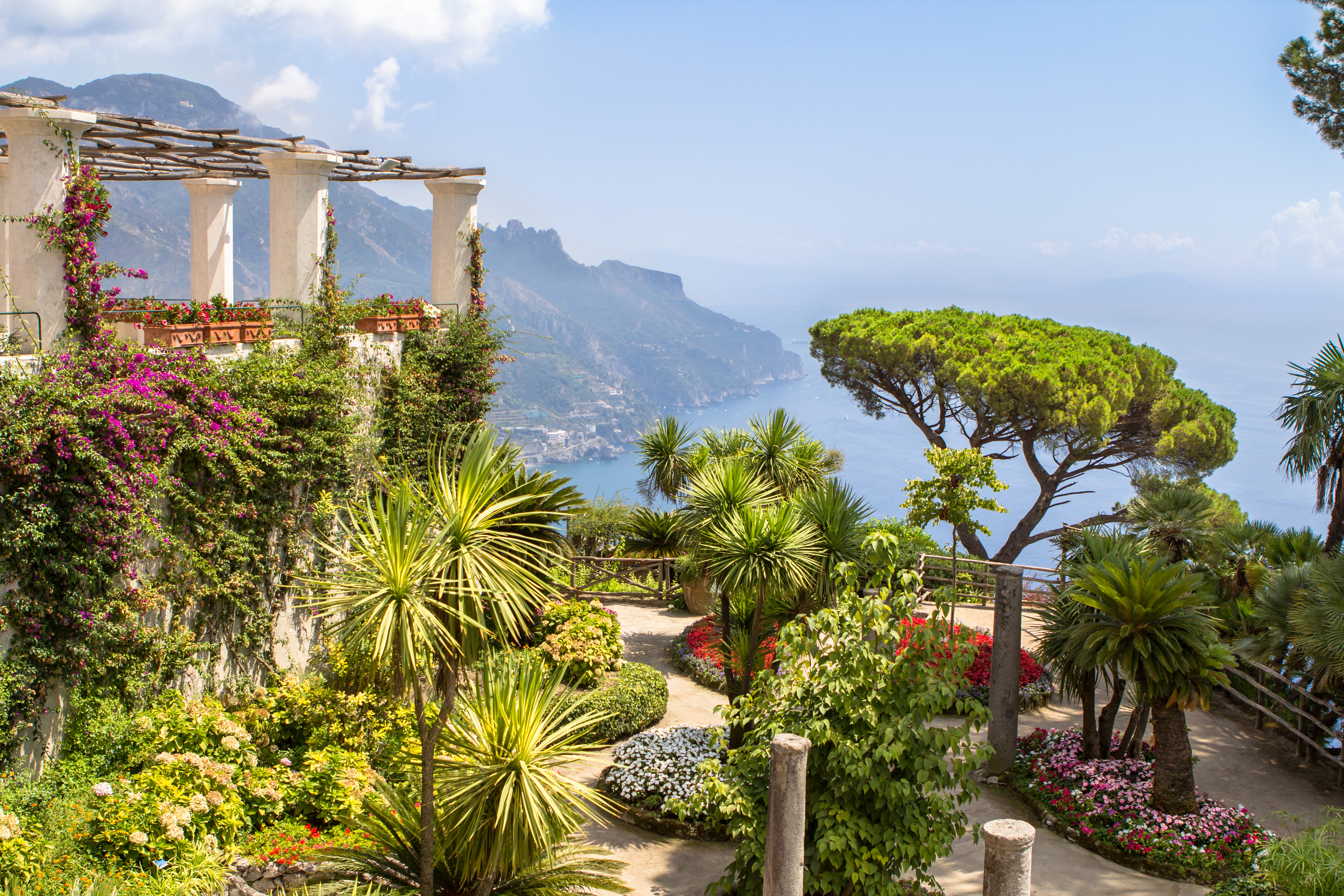 Villa Rufolo have i Ravello med spektakulær udsigt over Amalfi-kysten
