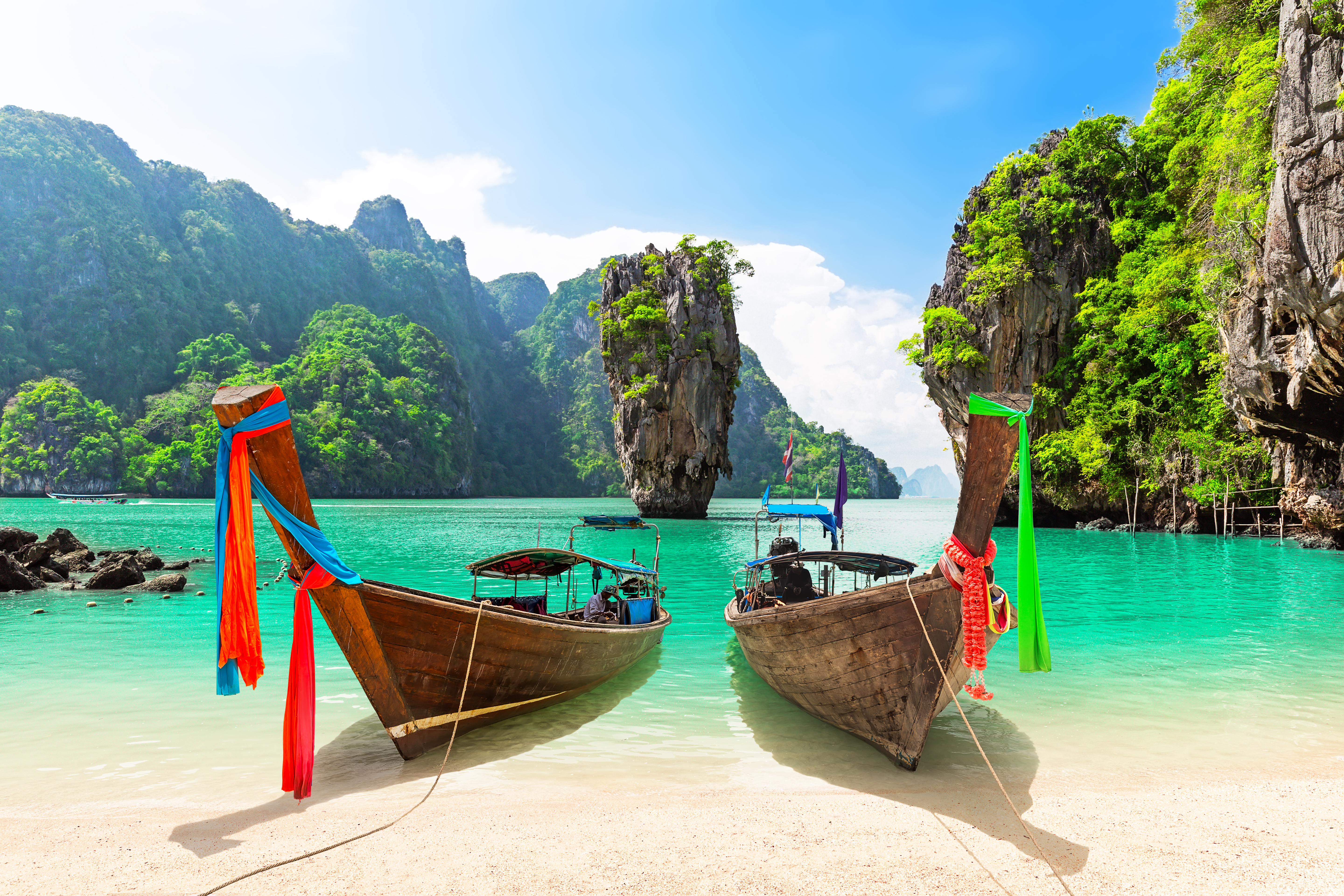 James Bond Islands kalkstensklippe i Phang Nga Bay, Thailand
