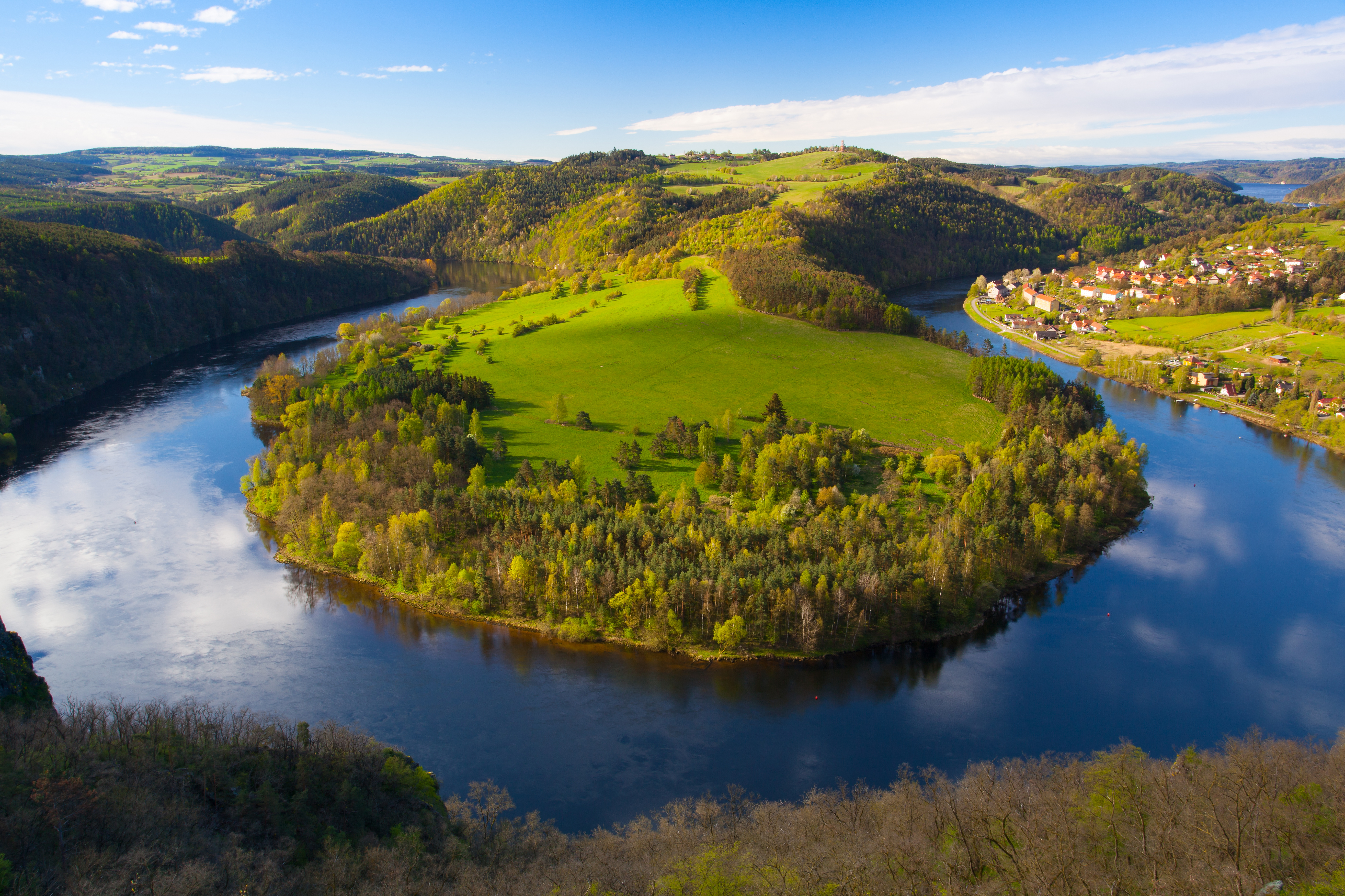 Spektakulær udsigt over Vltava flodens bugtninger i Tjekkiet