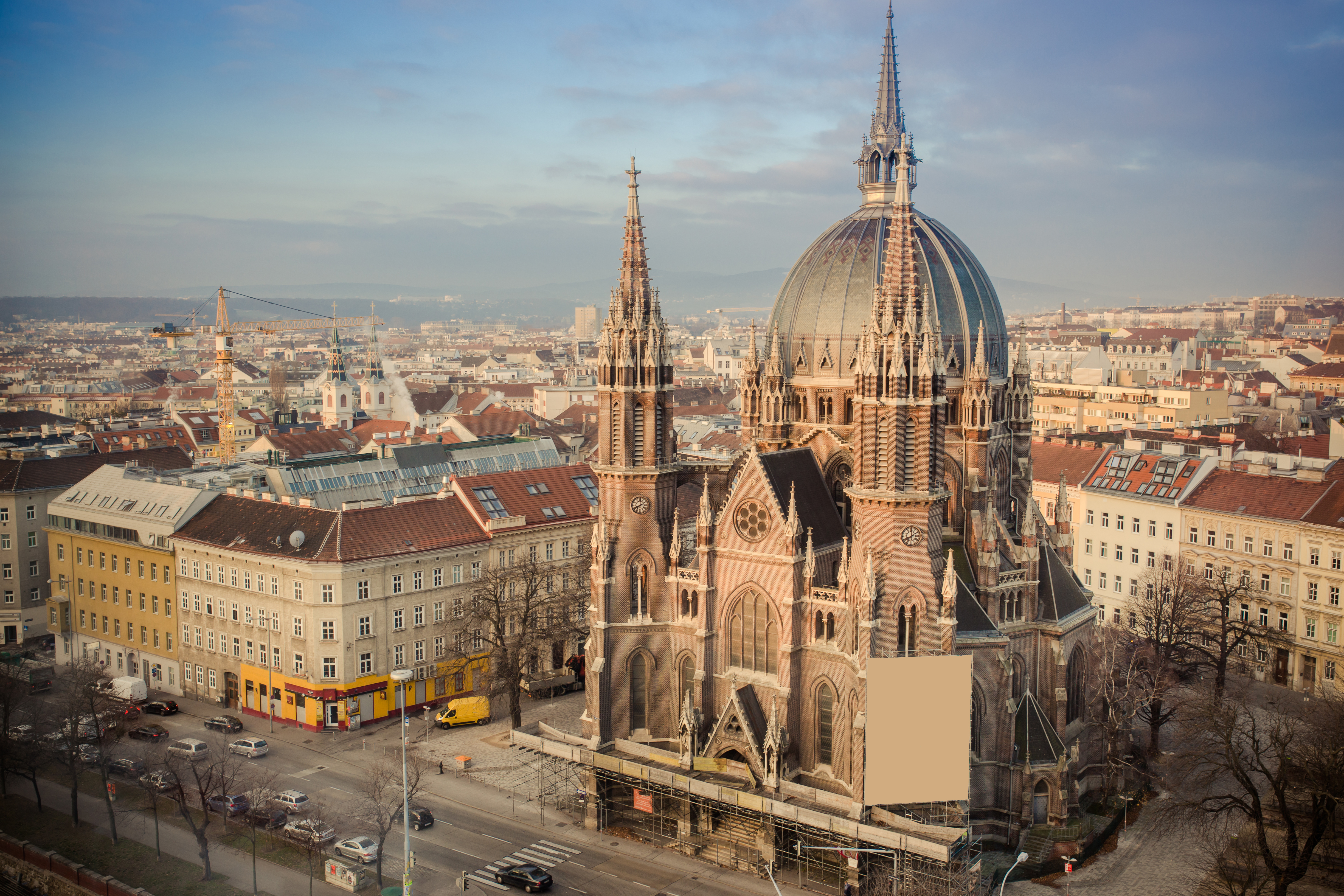 Luftbillede af Stephansdom og Wiens historiske bydel i Østrig