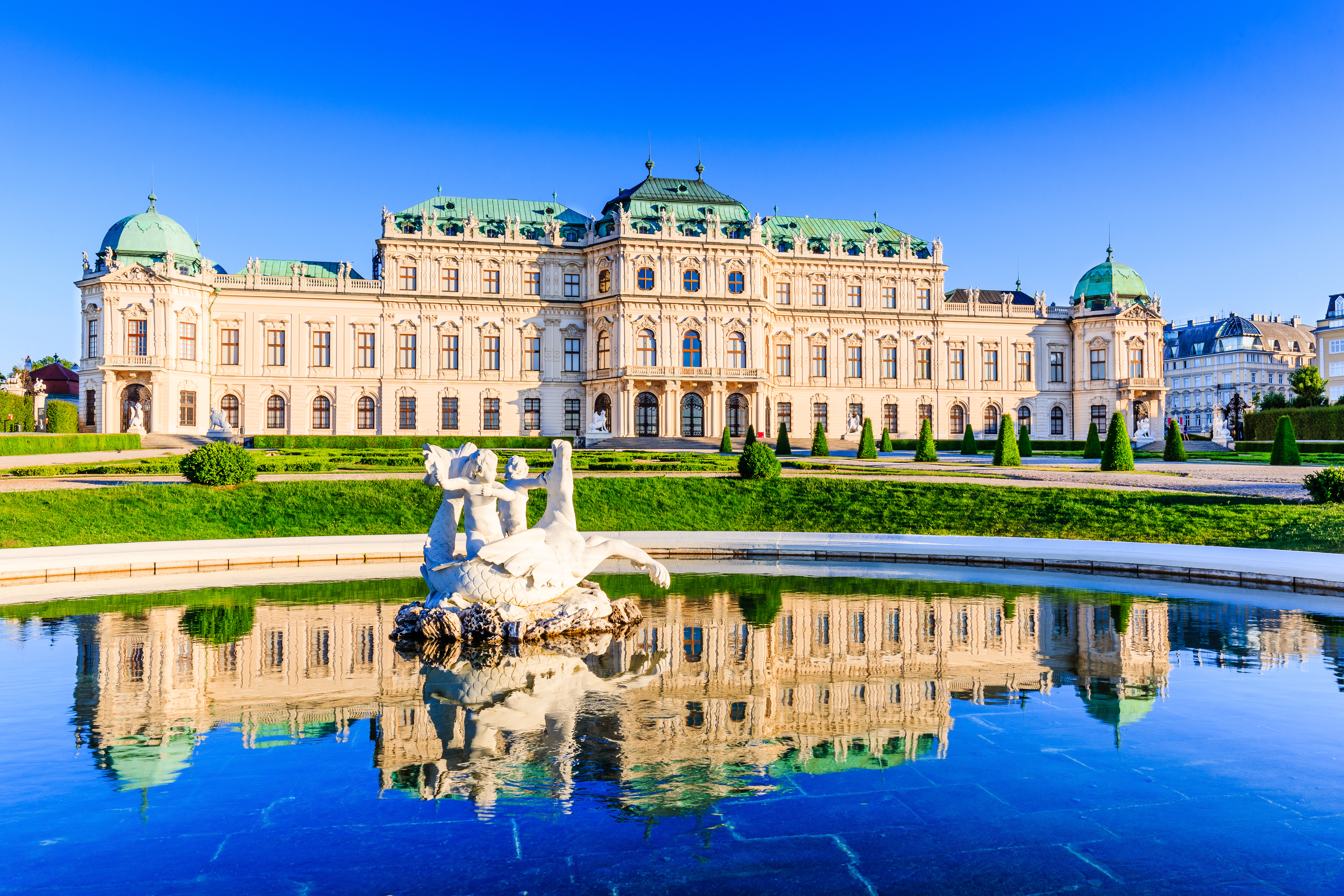 Wien Schloss Belvedere med springvand og parkanlæg i Østrig